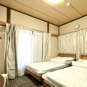 Shinjuku Garden House アパート
